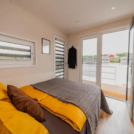 Ботель Two-bedroom Home, *