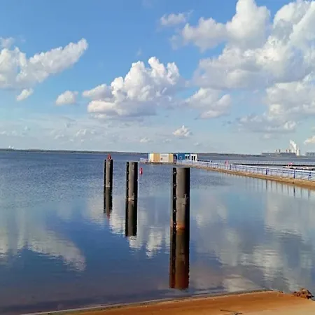 Two-bedroom Home, Ботель *