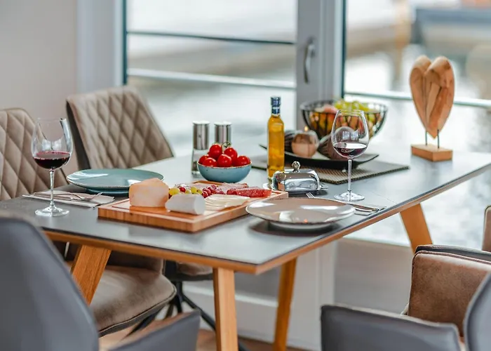 Two-bedroom Home, Hotel na wodzie Klitten