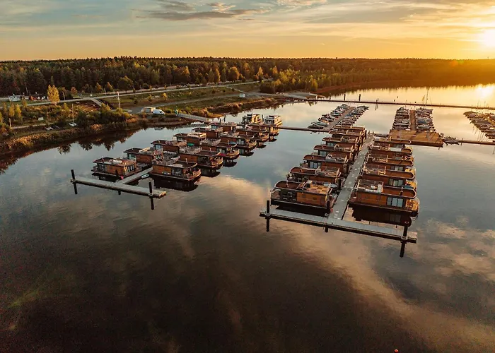 Two-bedroom Home, * Klitten